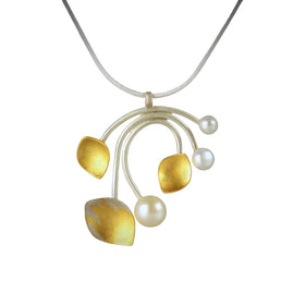 U Necklace with pearls