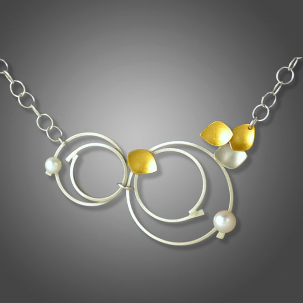 Double Circle w/Gold Leaf & Pearl Necklace