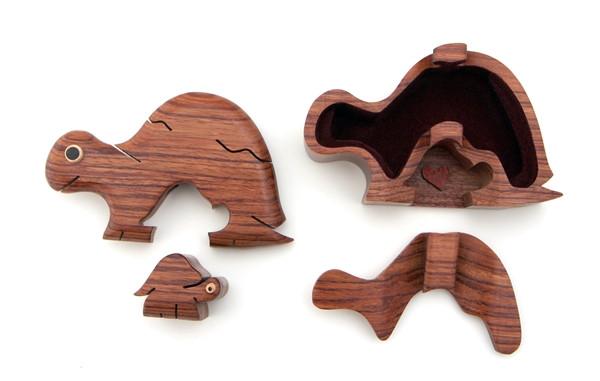 Tiny Turtle & Baby - Boxology