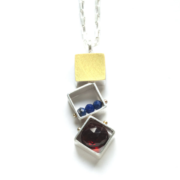 3 Small Squares gold necklace - Ashka Dymel