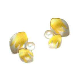 Nestled Pearl Gold Leaf Earrings
