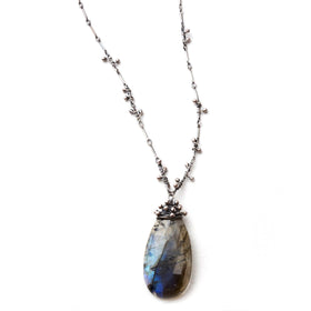 Zuzko Swarm Necklace XL Labradorite