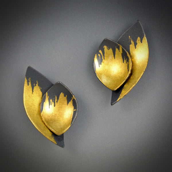 Small Leaf Overlap Earrings